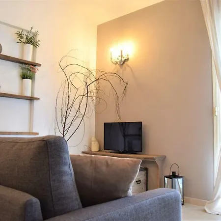 Villa Biancapigna Holidays Near The Sea