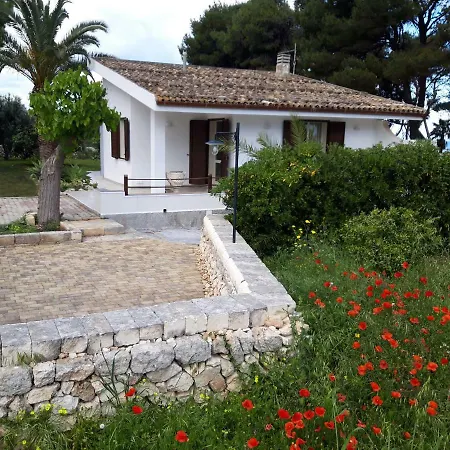 Villa Biancapigna Holidays Near The Sea Syracuse